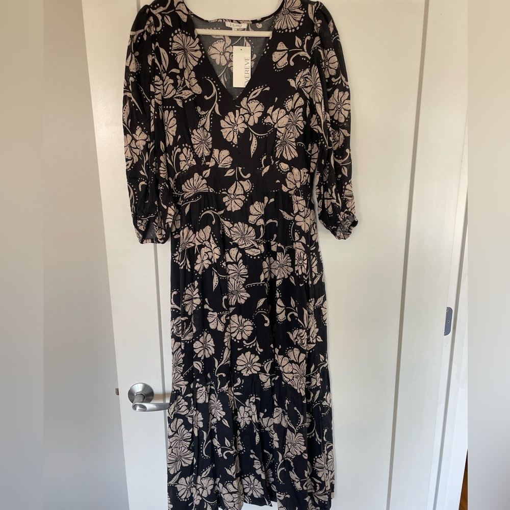 NEW! Evereve Ariana Floral Long Sleeve Midi Dress